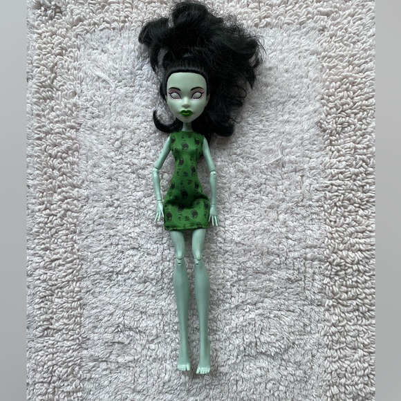 monster high Other - Monster High Scarah Screams Doll